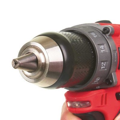 Дриль-шурупокрут акумуляторний MILWAUKEE, M12 FDD-0, 37Нм (4933459815) Дриль-шурупокрут акумуляторний MILWAUKEE, M12 FDD-0, 37Нм (4933459815)