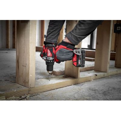 Дриль-шурупокрут акумуляторний MILWAUKEE, M18 BLDD2-502X, 82Нм (+ заряд.прис., 2акум. Х5Аг, HDкейс) (4933464515)