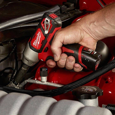 Гайкокрут акумуляторний 1/2" MILWAUKEE, M12 BIW12-0, 138Нм (4933447134) Гайкокрут акумуляторний 1/2" MILWAUKEE, M12 BIW12-0, 138Нм (4933447134)