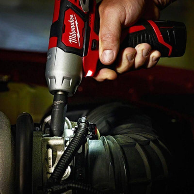 Гайкокрут акумуляторний 1/2" MILWAUKEE, M12 BIW12-0, 138Нм (4933447134) Гайкокрут акумуляторний 1/2" MILWAUKEE, M12 BIW12-0, 138Нм (4933447134)
